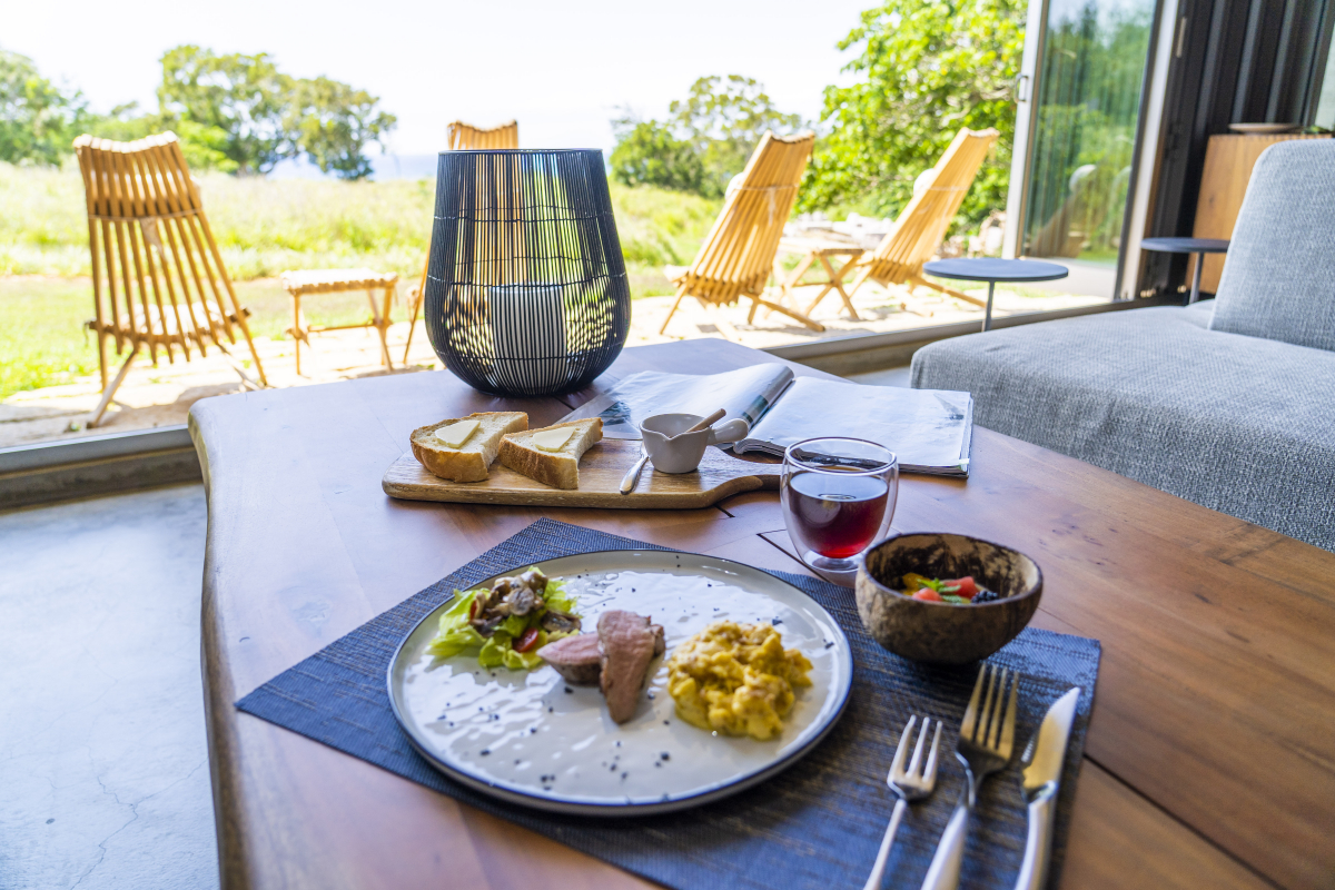 Wandering Walls Food Concept