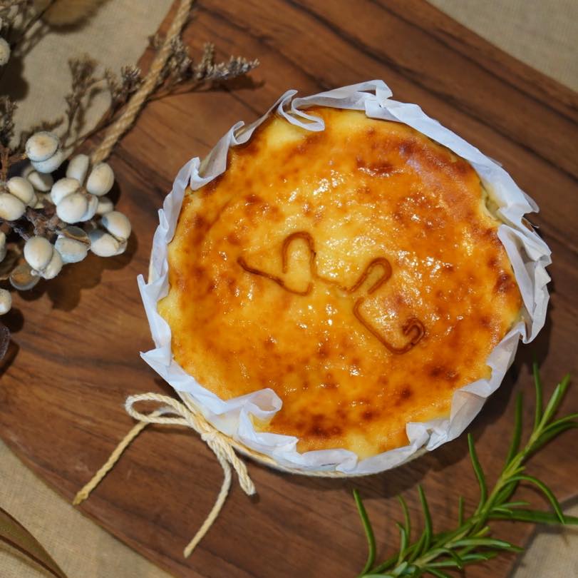 Molten Basque Cheesecake