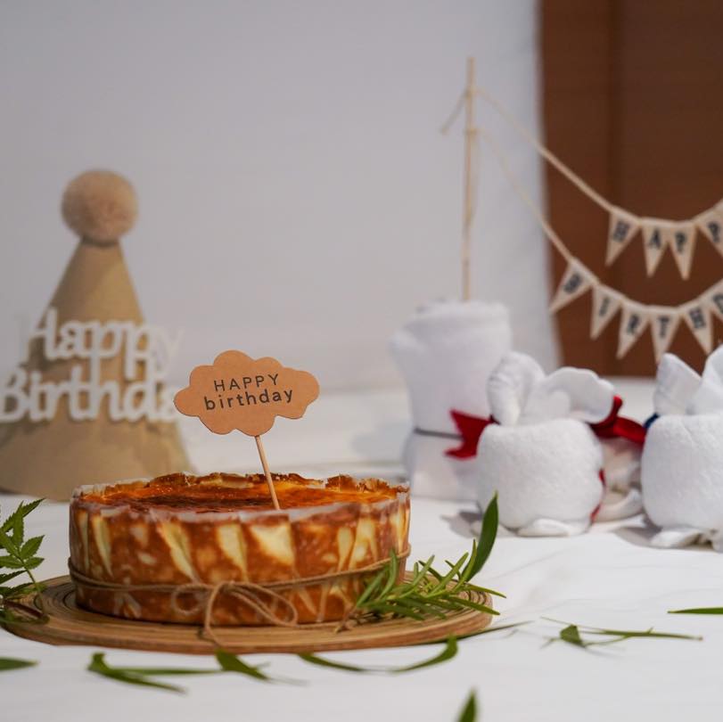 Molten Basque Cheesecake