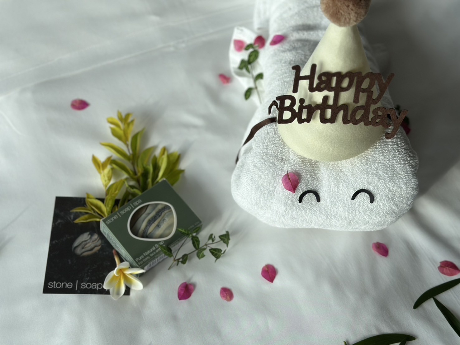 In-Room Birthday Decoration